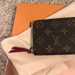 Louis Vuitton CLEMENCE WALLET