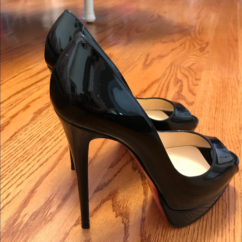 Christian Louboutin Authentic Lady Peep Patent!