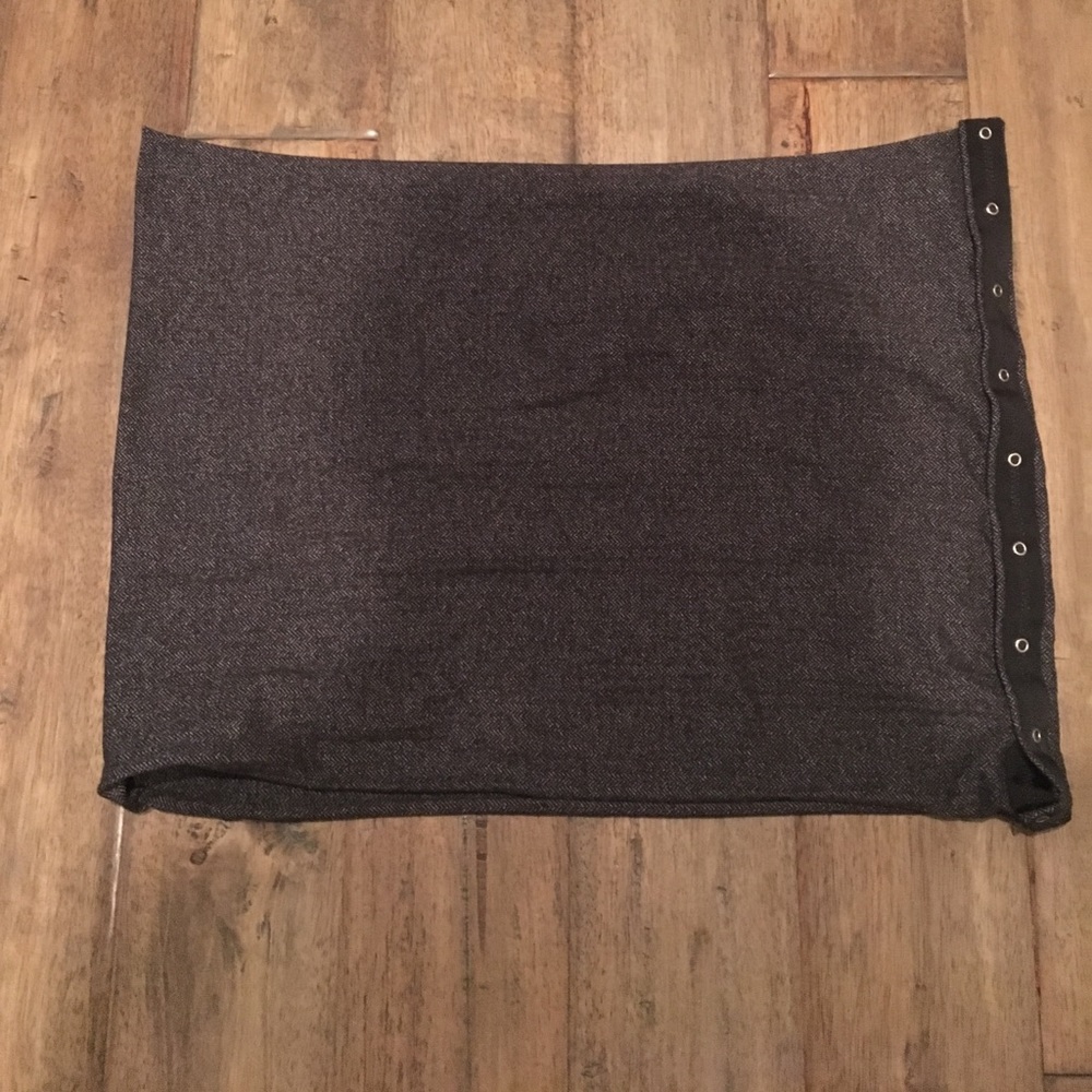 Ivivva Grey and Black Chevron Vinyasa Scarf