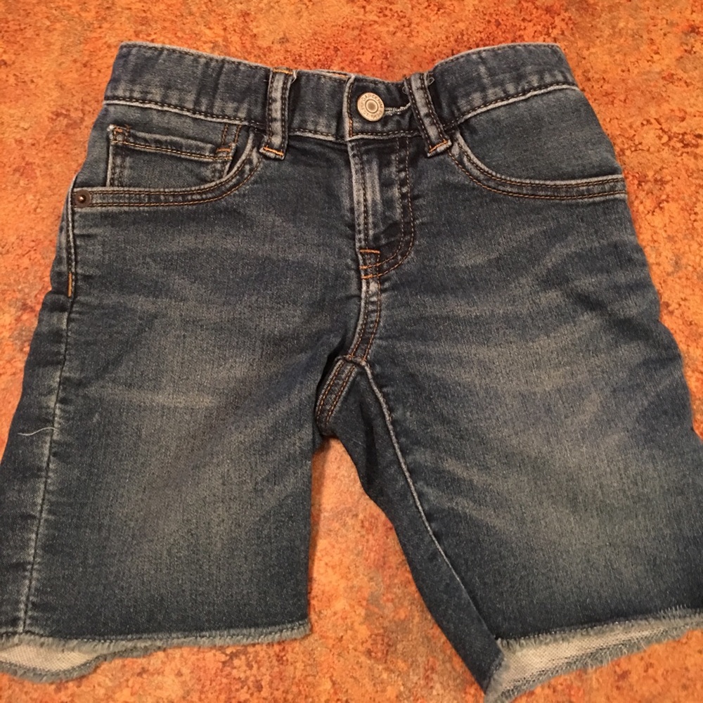 Gap shorts