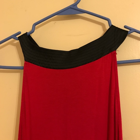 RED DRESS - Picture 2 of 3