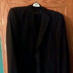 Sleeve length 27 in soulders20 in chest 23n