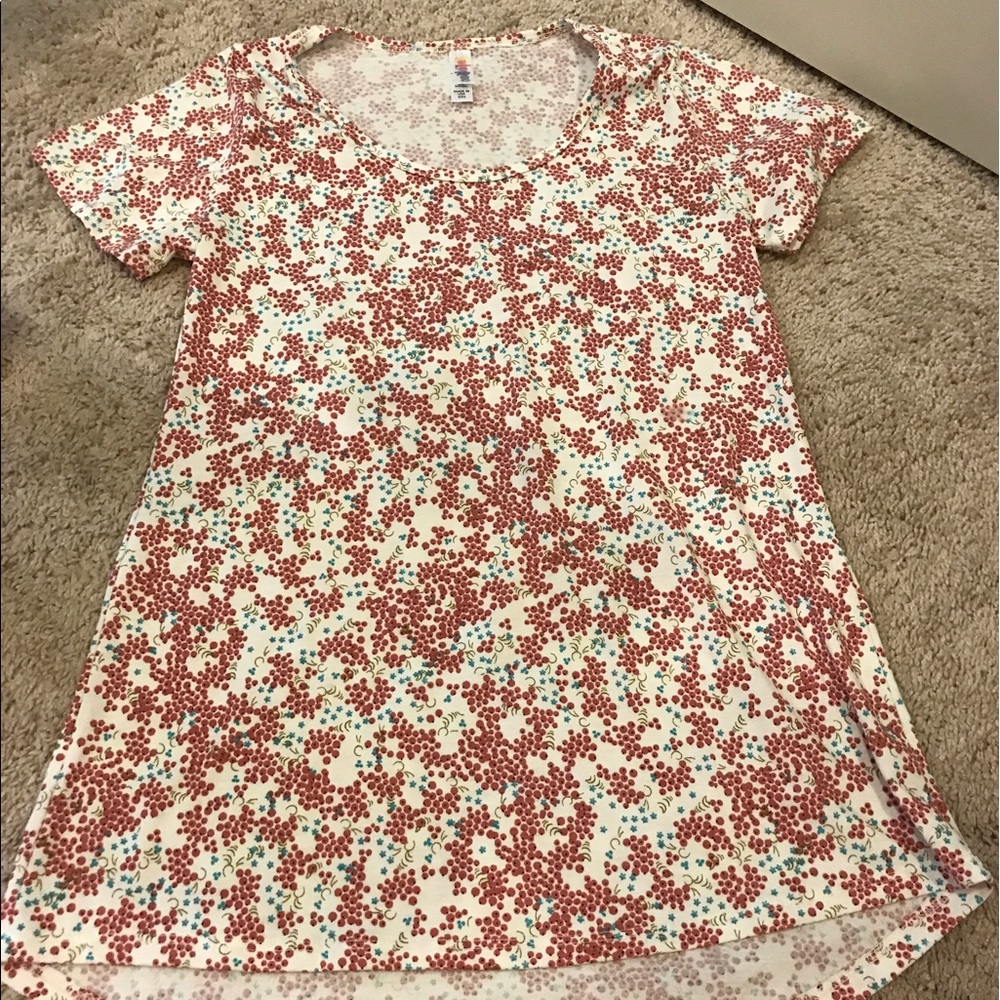 LulaRoe Classic Tee