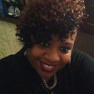 Meet your Posher, Sherika