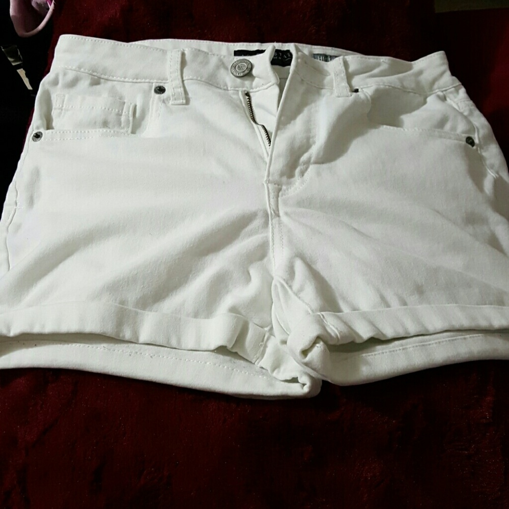 High waisted midi short
