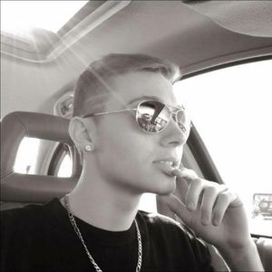 Meet your Posher, Austin