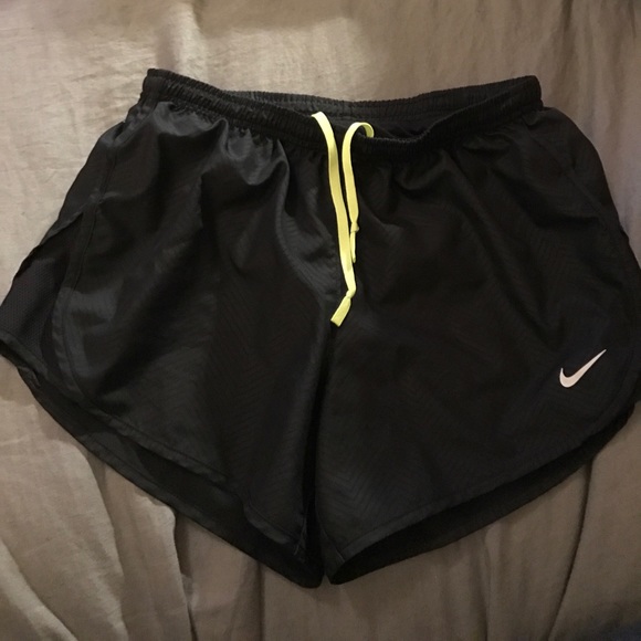 Nike Pants - Nike Shorts S