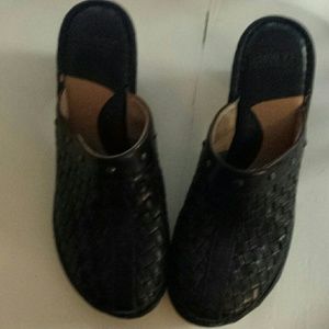 Black woven leather  CLOGS by BORN Size 10