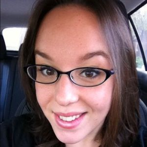 Meet your Posher, Stefanie