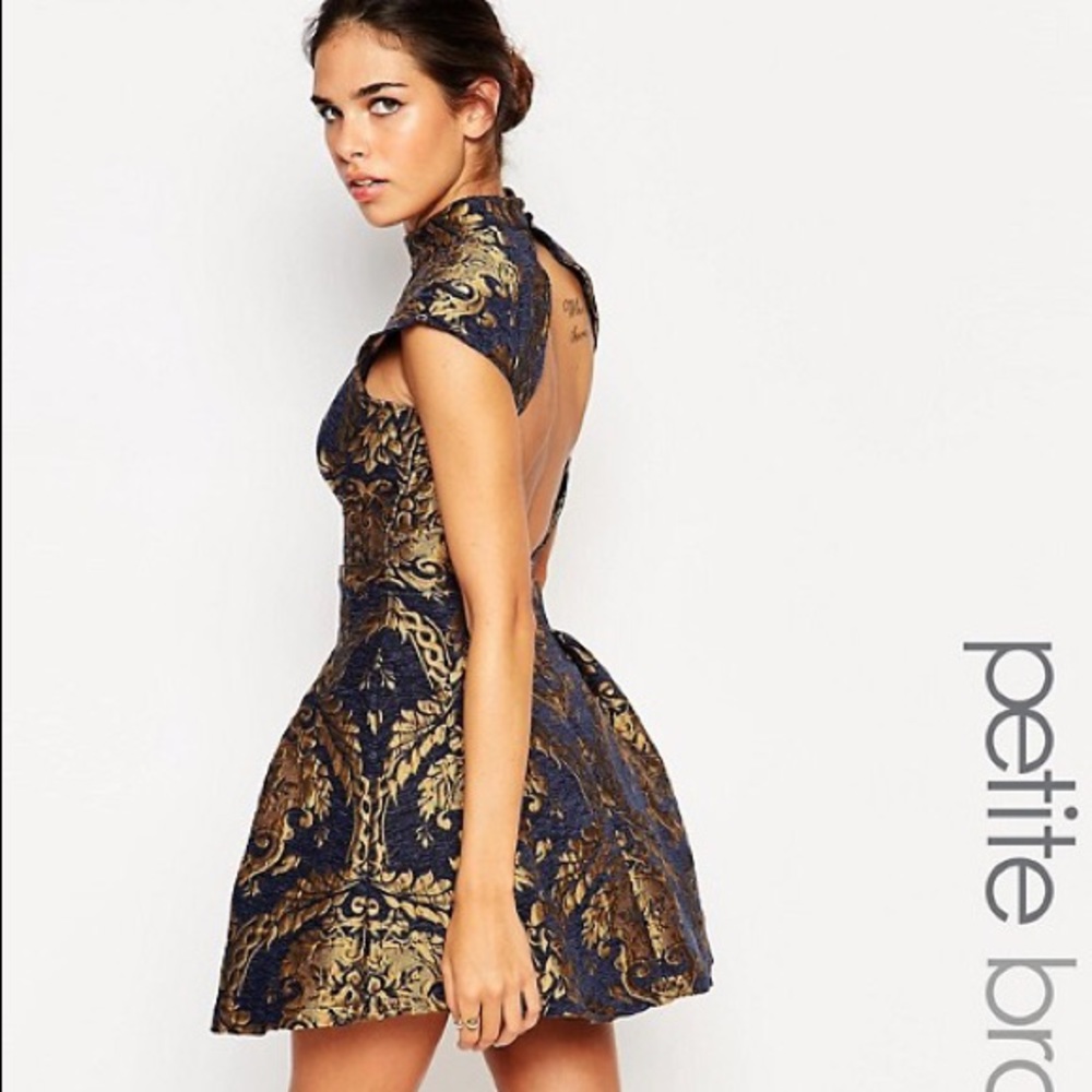 NWT ChiChi London Open Back Mini Dress Sz 4 UK