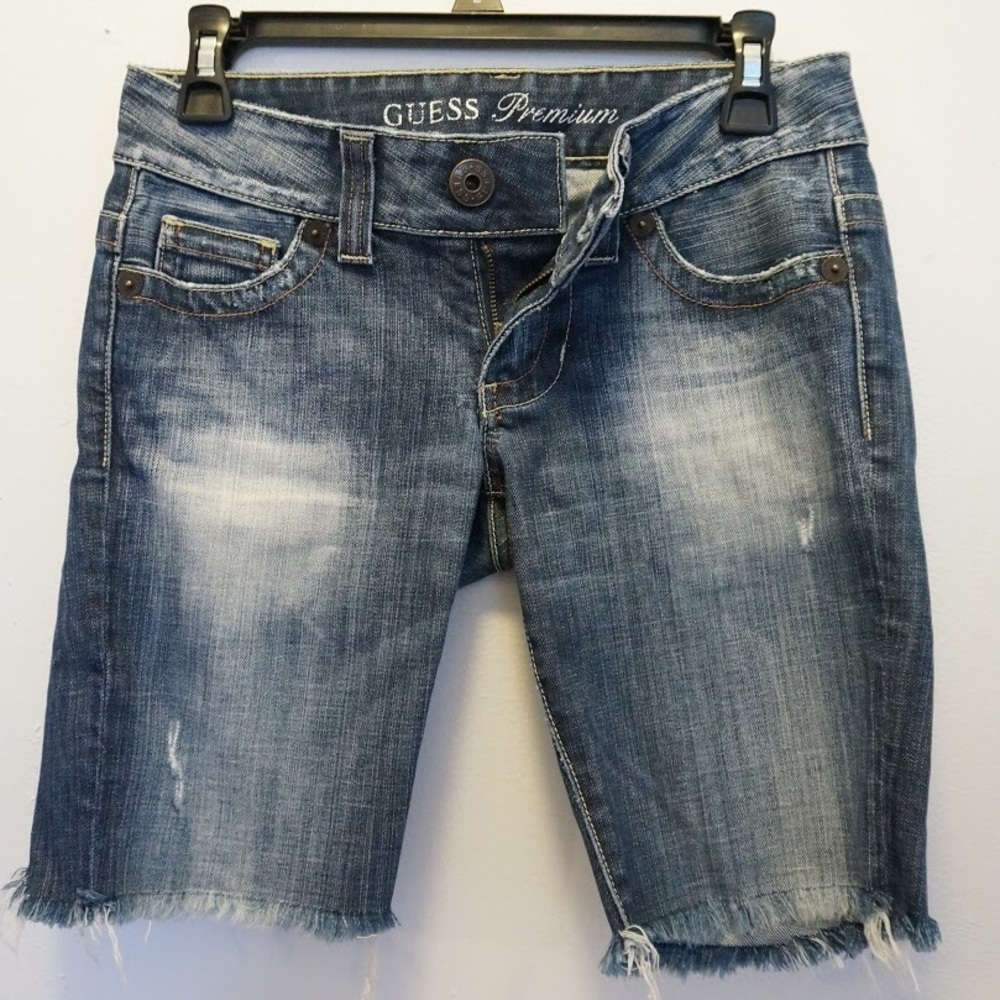 Guess shorts size 27