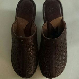 Brown woven leather CLOGS by BORN Size 10