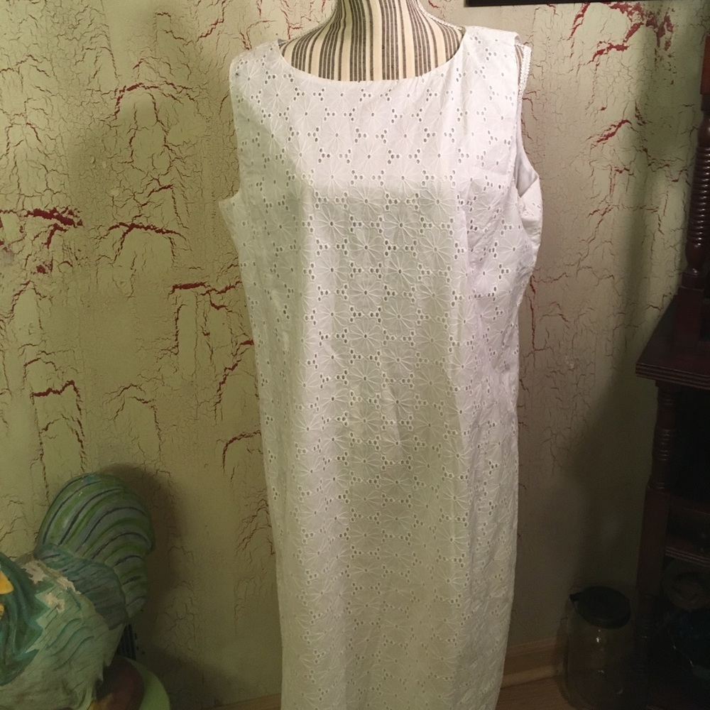 Perfect summer white eyelet dress