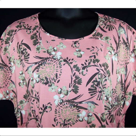 NEW St. John's Bay 1X Short Sleeve Top - Picture 2 of 8