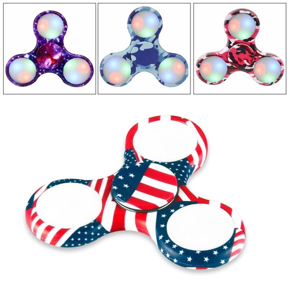 Other - FIDGET SPINNERS LED CAMOUFLAGE THREE PIECES