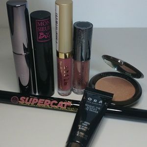 Make Up Sample Bundle