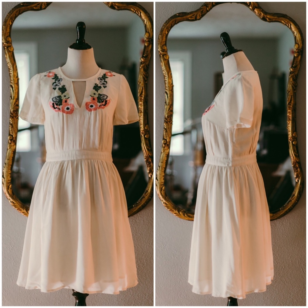 French Connection Melrose Stitch s/s Flared Cream