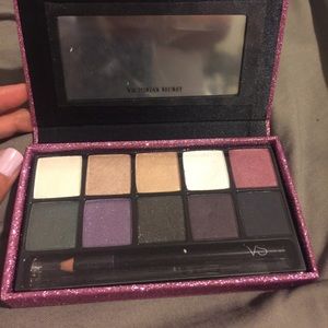 Victoria secret eyeshadow palette