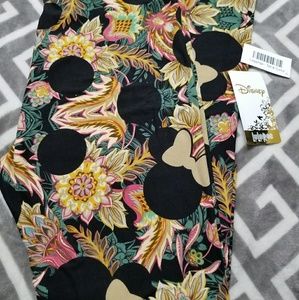 New in bag with tags Disney LuLaRoe TC