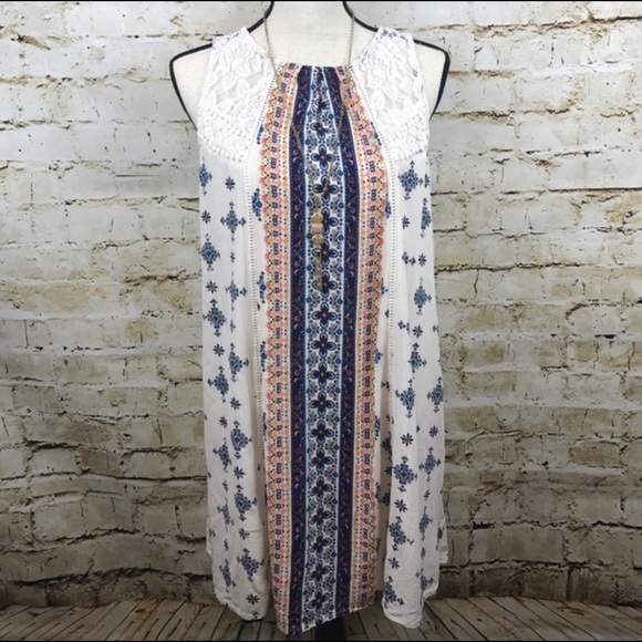 Taylor & Sage Dresses & Skirts - 💙NEW💙Taylor & Sage Mosaic Swift Dress