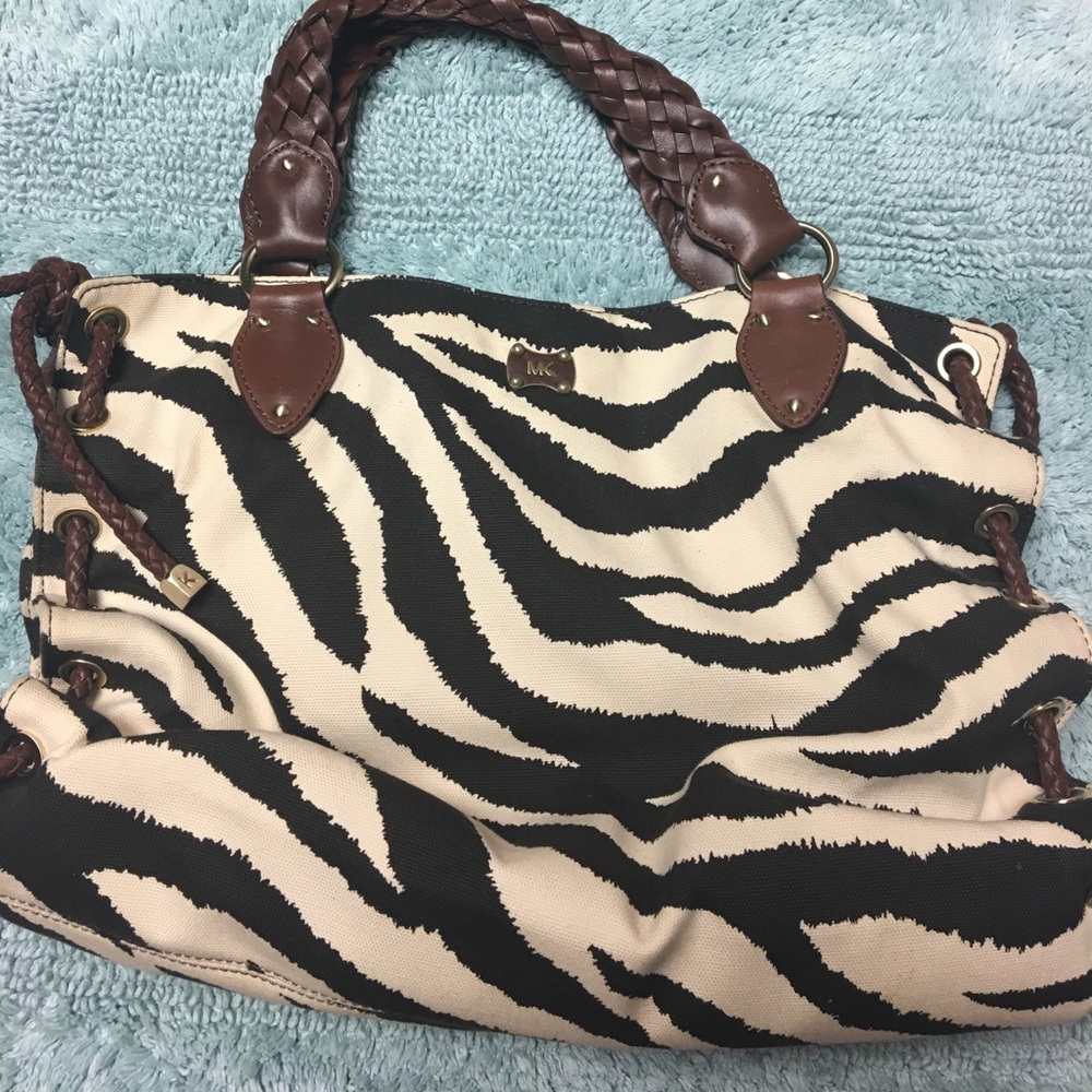 Authentic Michael kors hand bag