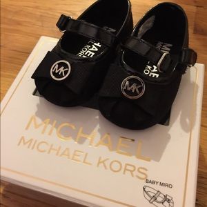 Michael Kors baby flats
