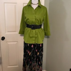 Avocado Green Wrinkle Free Blouse Size Small