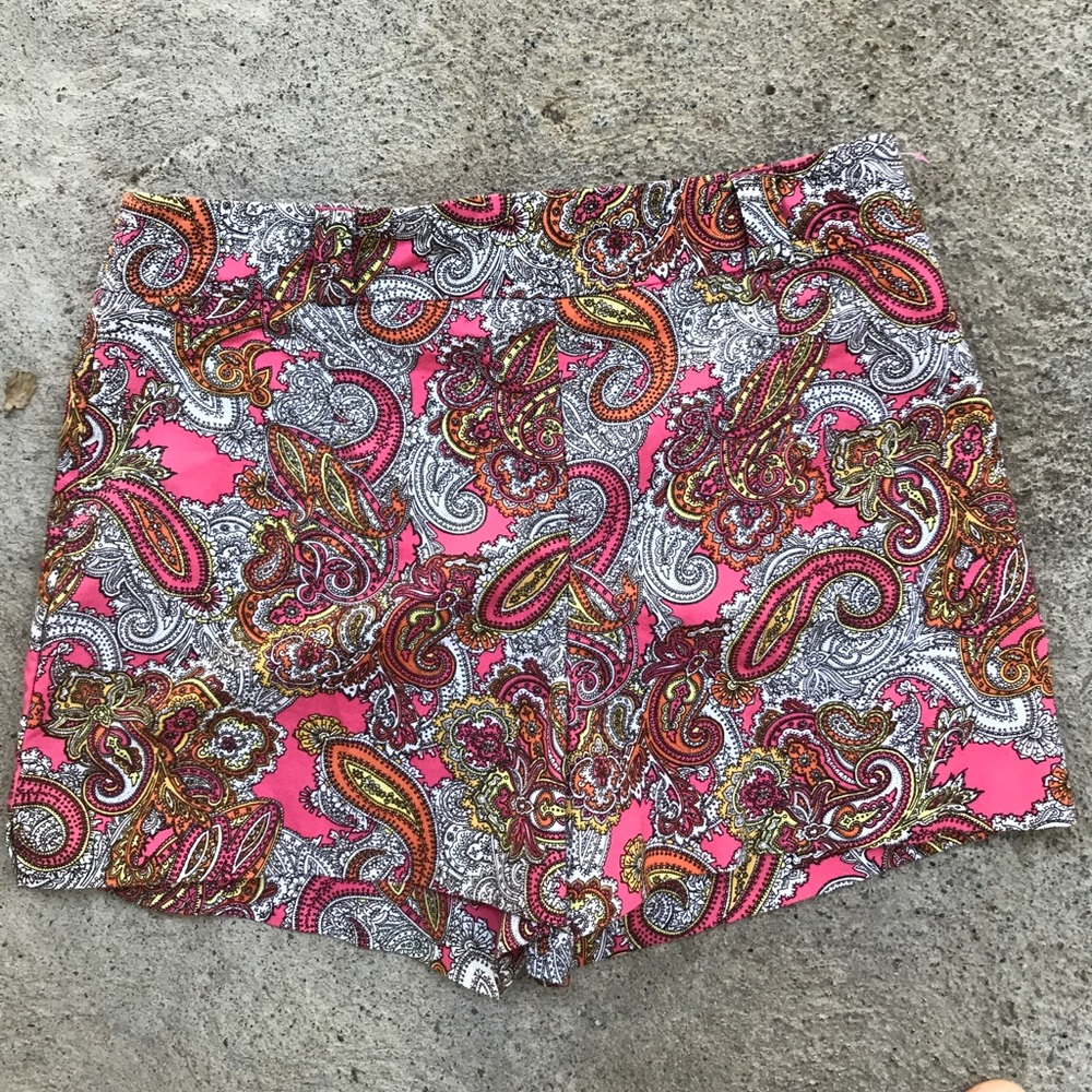 H&M high waisted pink paisley shorts size 12