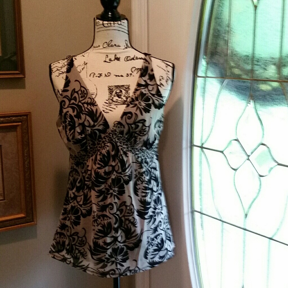 NY & Co Black Floral Print on Taupe Mesh Tunic