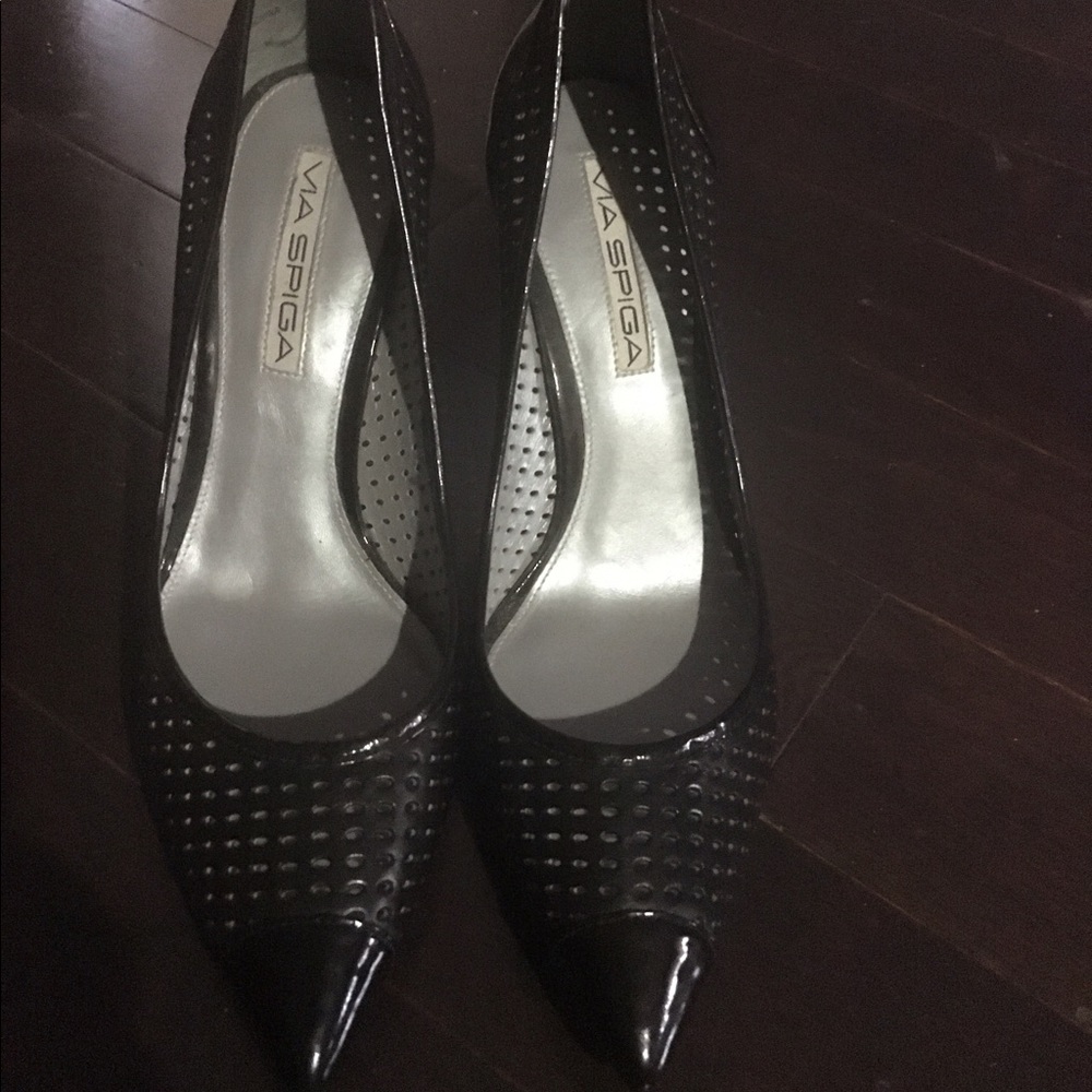 Via Spiga very classy black pump