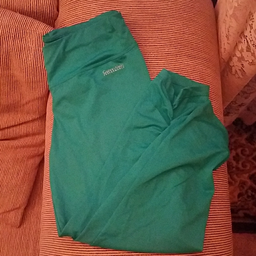 Teal calvin Klein performance leggings Capris