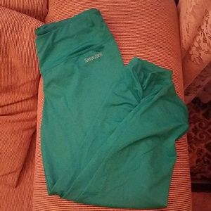 Teal calvin Klein performance leggings Capris