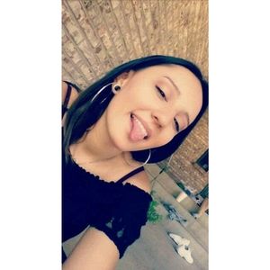 Meet your Posher, Angenique