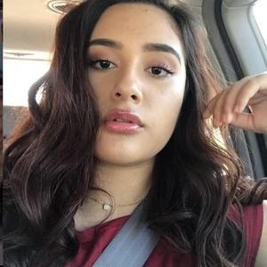 Meet your Posher, Liliana