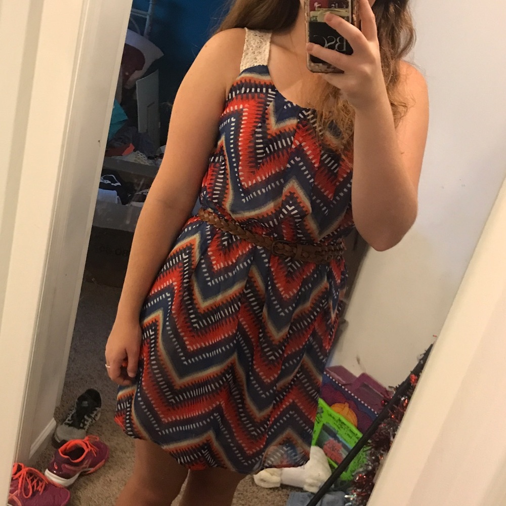 NEW. Cute dress with crochet