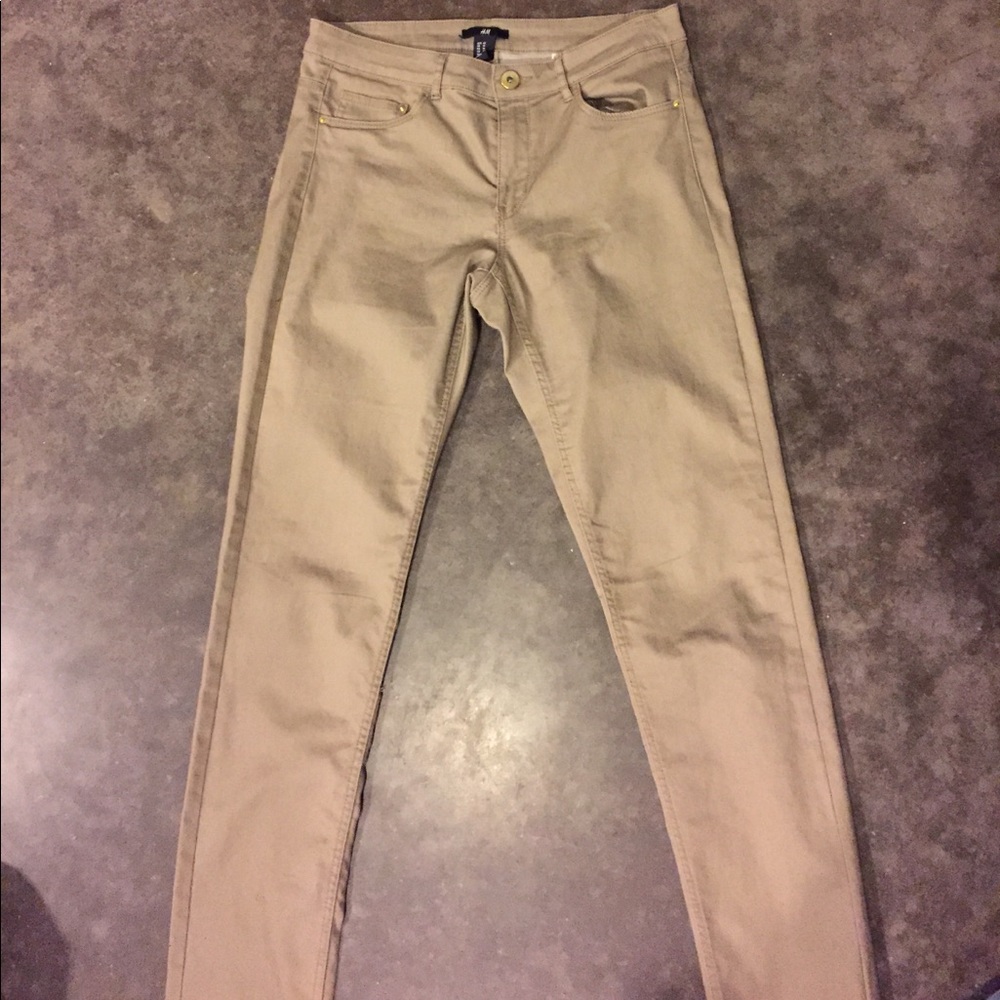Khaki fitted jeans