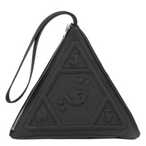 UNIF Pyramid Clutch