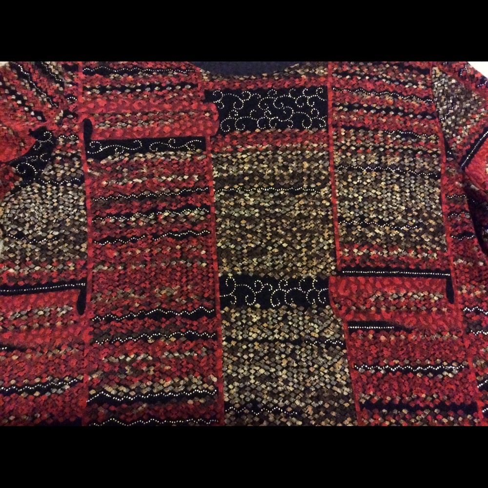 Woman's JM Collection blouse. - Picture 2 of 4