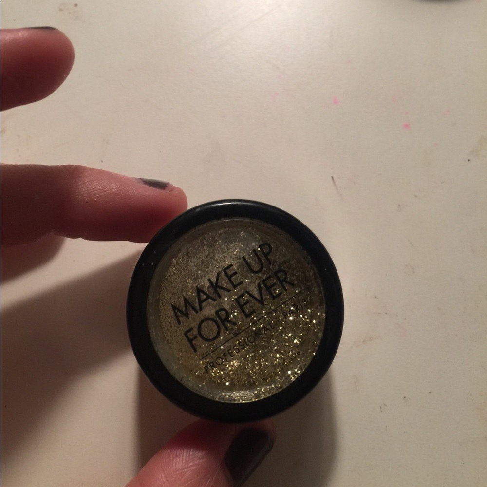 Makeup forever glitter