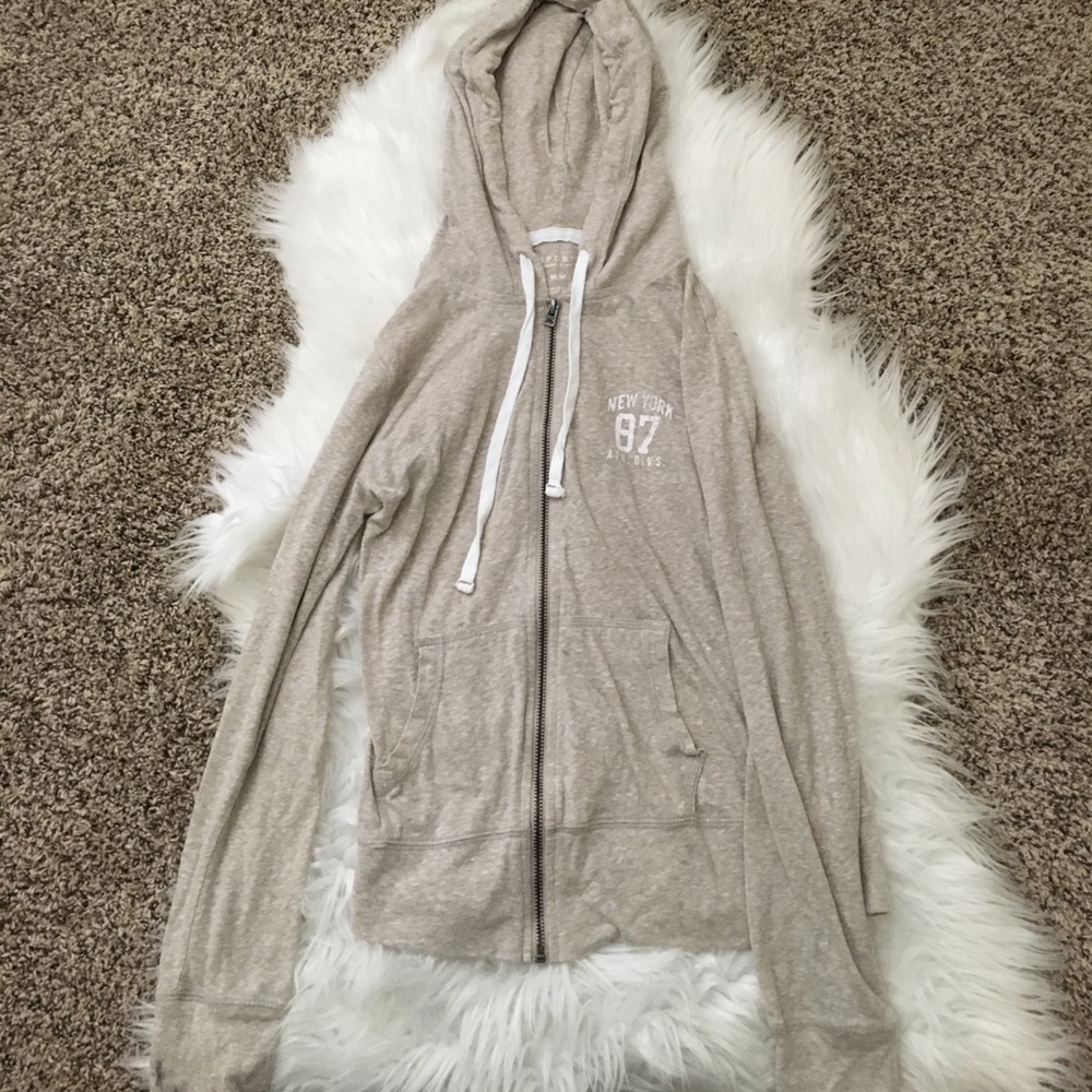 Aeropostale beige sweatshirt✨