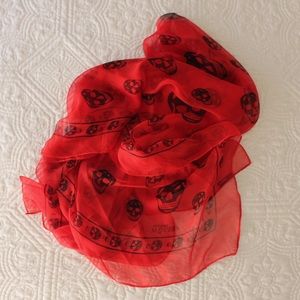 Alexander McQueen - Silk Skull Scarf in Red