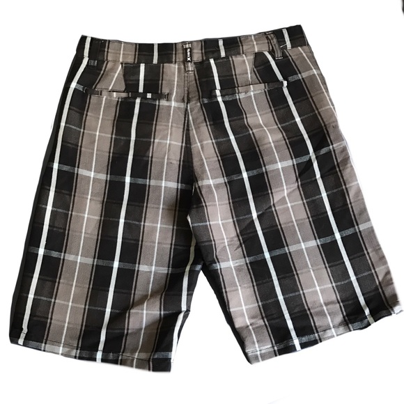 Hurley brand plaid shorts - Picture 2 of 3