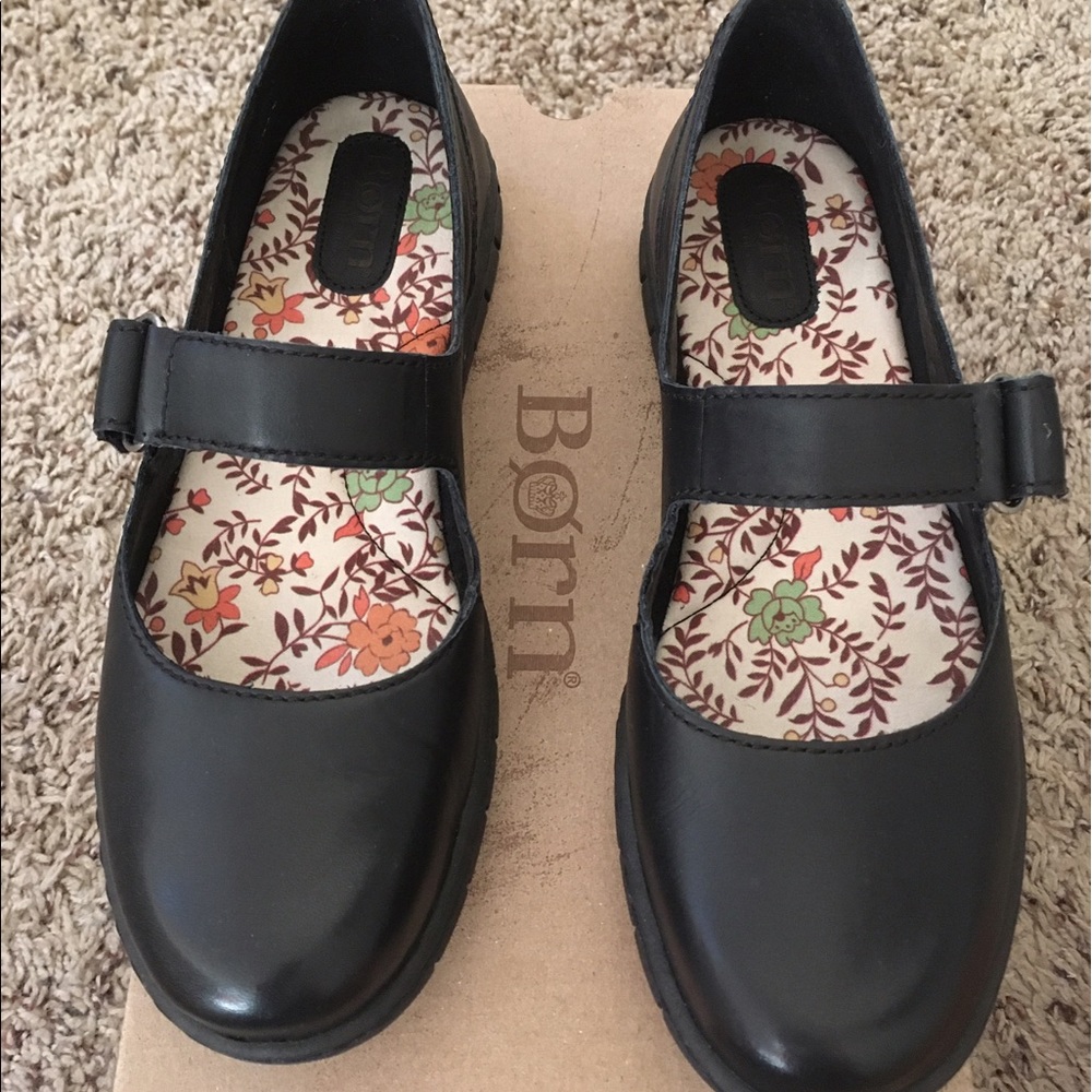 RESALE!! Born Mary Jane Flats!! Like new!!