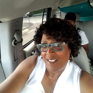 Meet your Posher, Delores