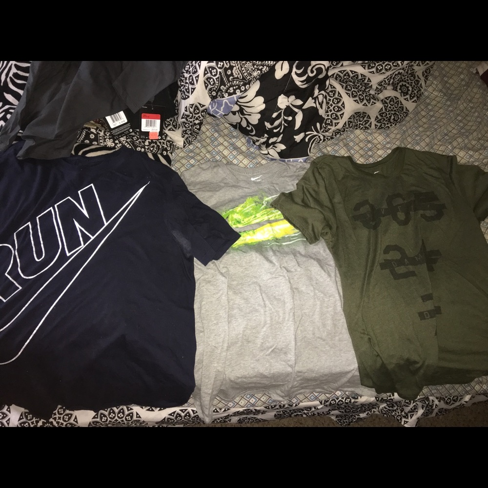6 Nike shirts all new! Size Large
