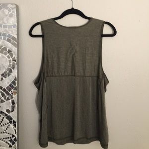 Army green loose Lululemon workout top