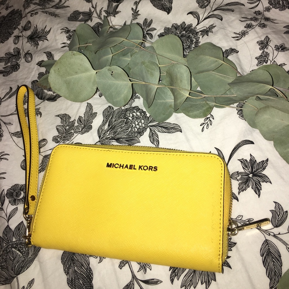 Michael Kors wrist wallet/wristlet