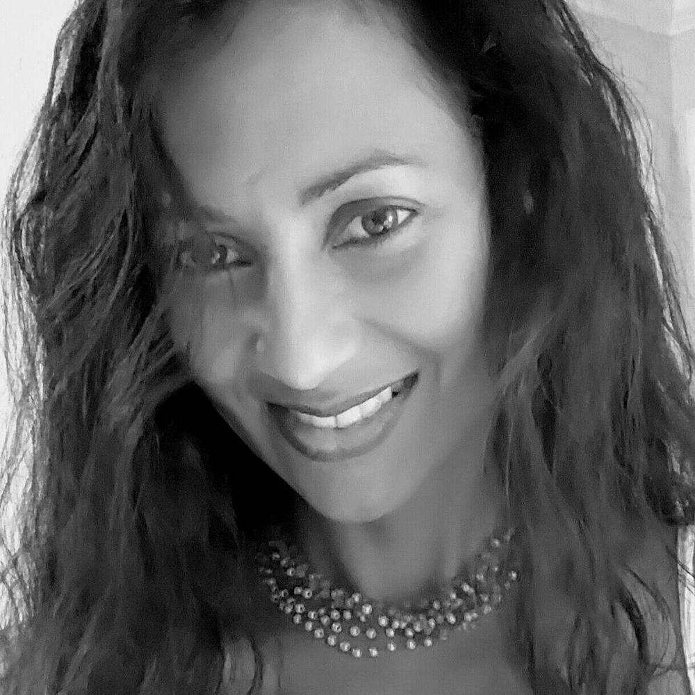 Meet your Posher, Janelle