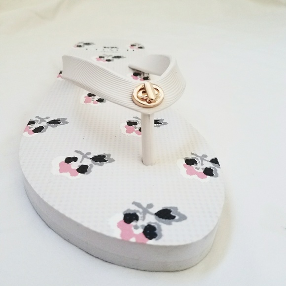 Coach Sandals - Picture 3 of 5