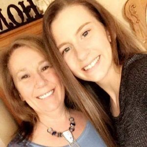 Meet your Posher, Mardelle